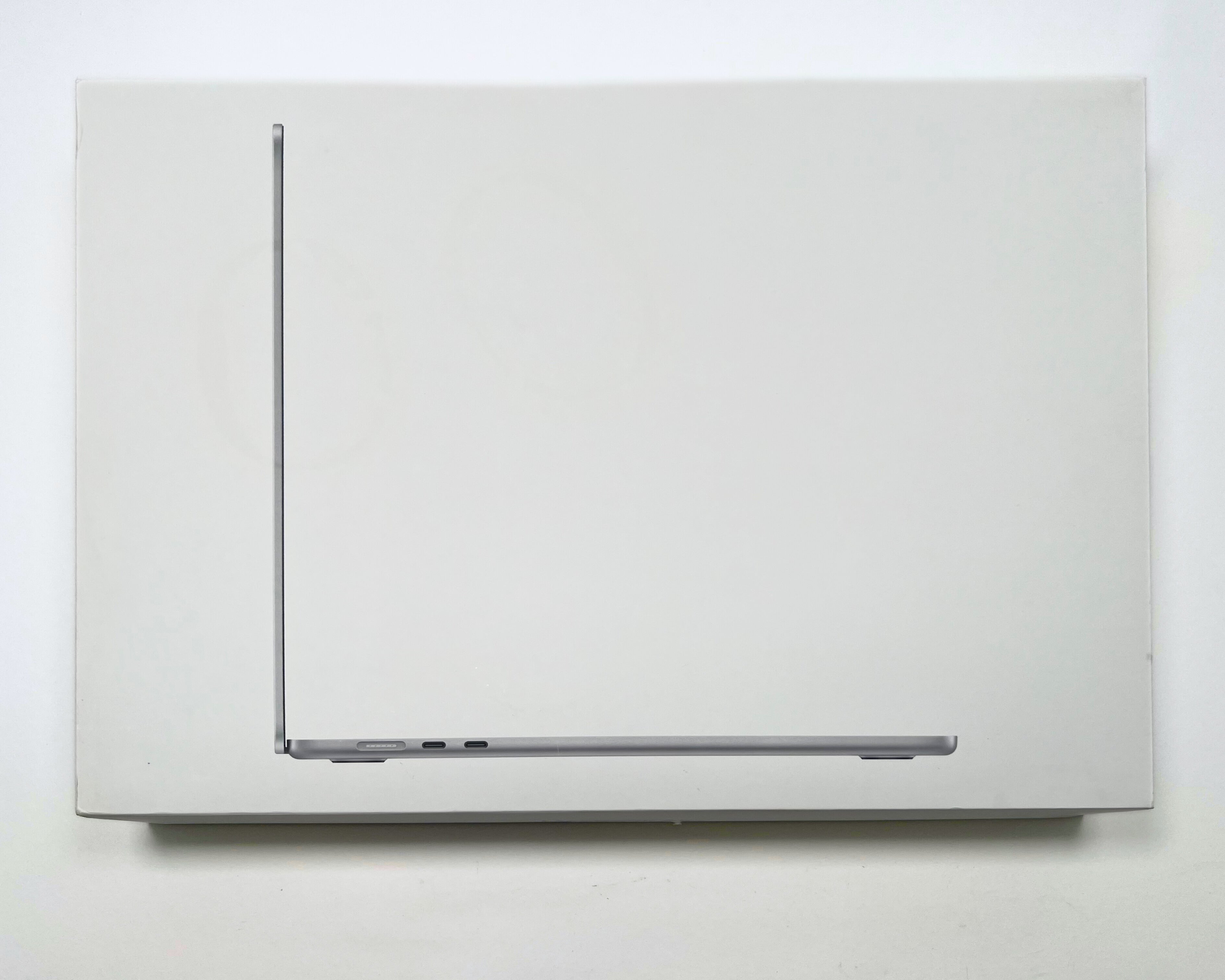 MacBook Air (2024) 15-inch – Apple M3 • 10-Core GPU – 8GB RAM 256GB SSD – 58 Cycles • 100% BH