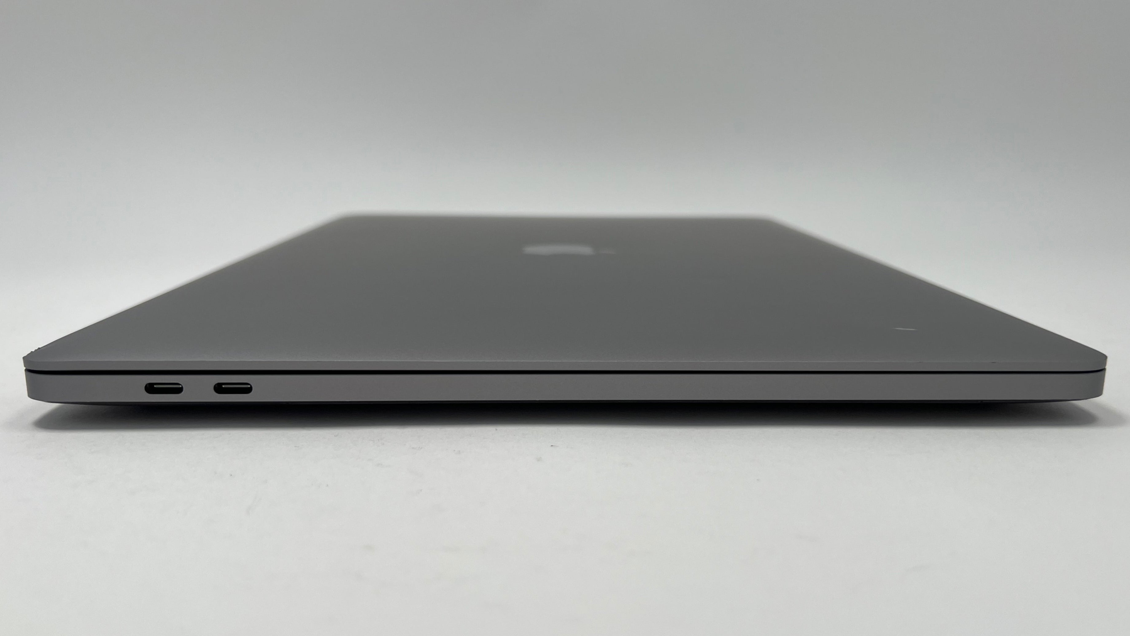 MacBook Pro (2019) 16-inch – Intel Core i9 2.4GHz • Radeon Pro 5500M 8GB – 64GB RAM 4TB SSD – Read