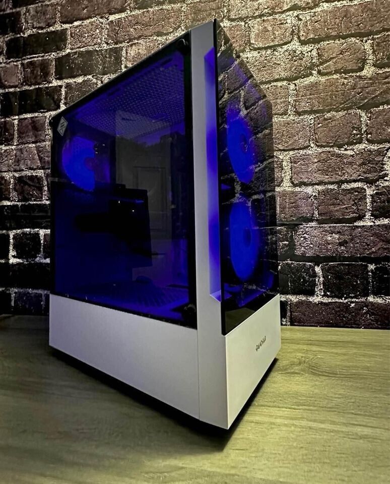 Custom White Gaming Desktop - i7  – 3.40 GHz Processor – Open Box
